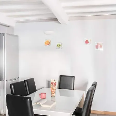 Spanish Steps House Vittoria アパート ローマ