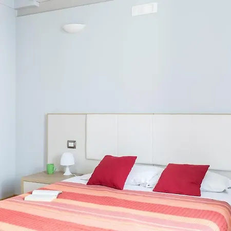 Spanish Steps House Vittoria アパート ローマ